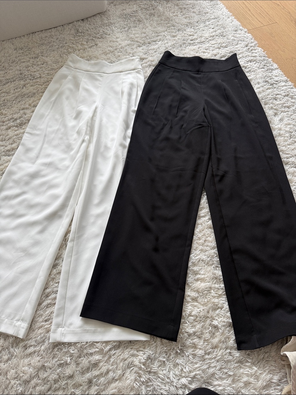 Dynamite Wide Leg Womens Pants - Black and White